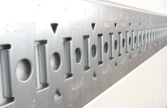 Recessed el. plated universal load restraint track