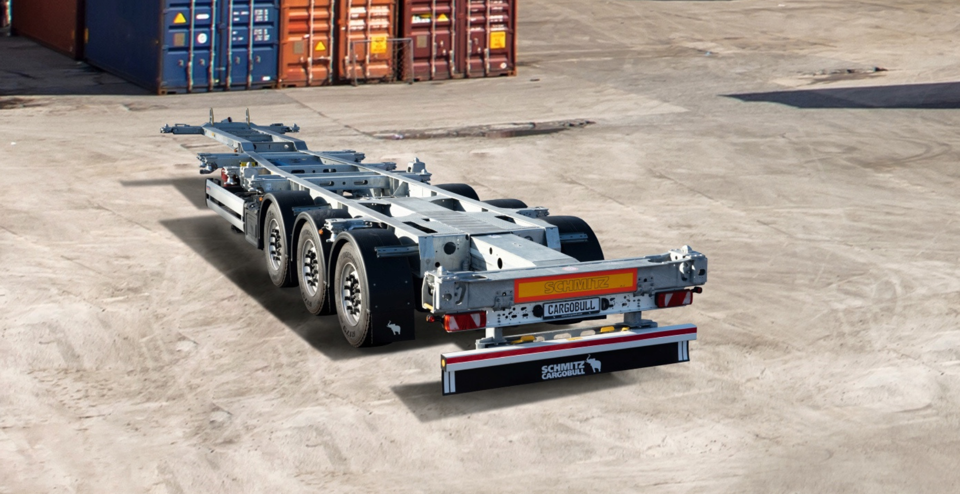 The S.CF EURO 45 semi-trailer container chassis delivers flexibility.