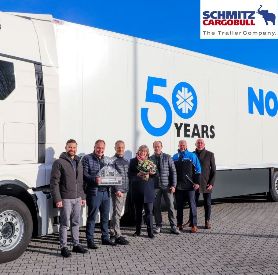 Schmitz Cargobull übergibt den 1.000sten Kühlauflieger S.KO COOL an NORDFROST