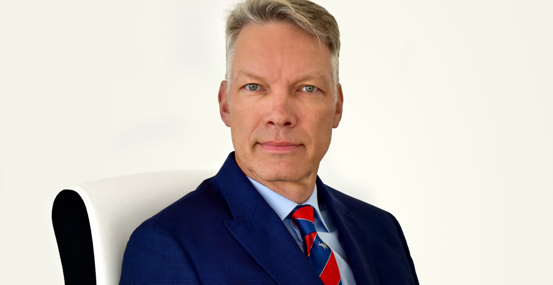 2018-111 Roland W. Schacht