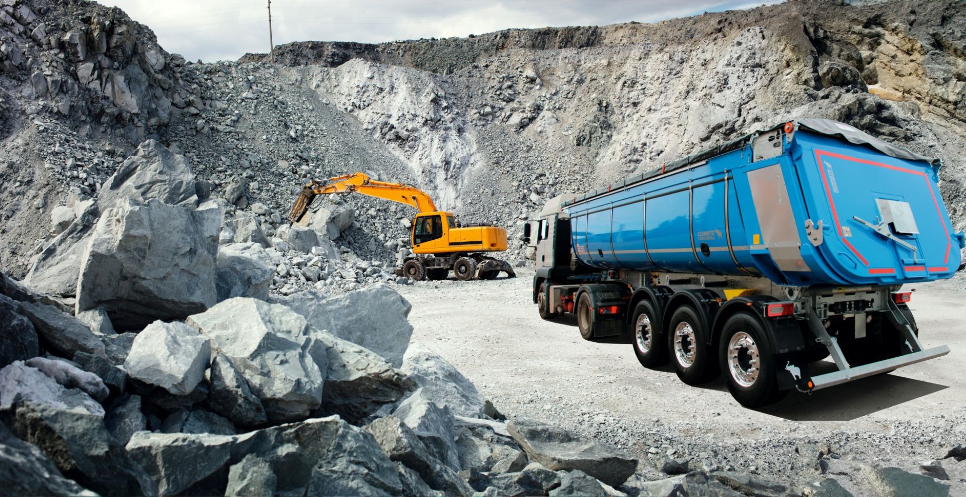 Articulated tipper vehicles meet a range of requirements for the ...