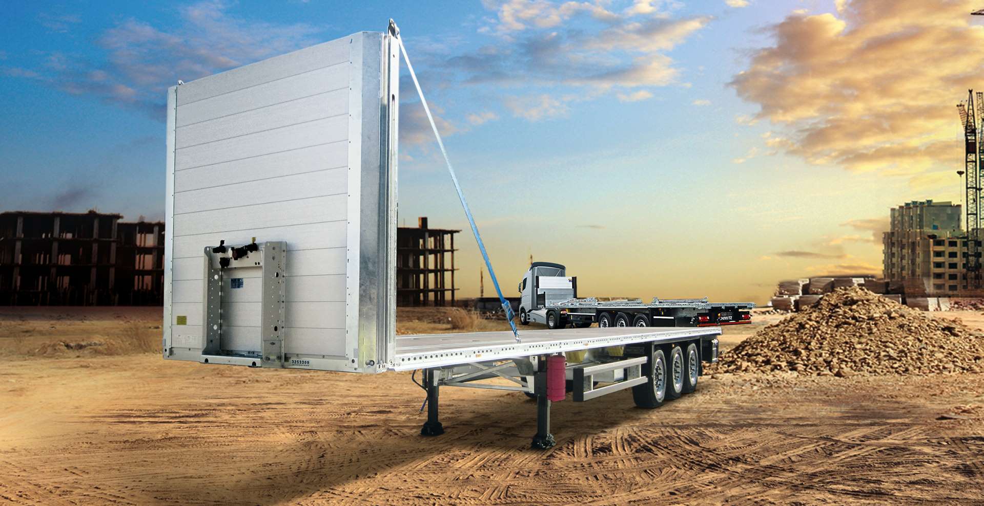 S.PL flatbed semi-trailer for construction and long materials.