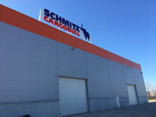 Schmitz Cargobulls fabrik i Turkiet